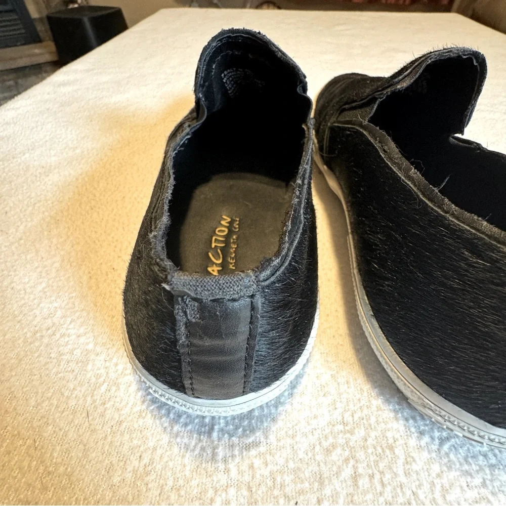 (7.5) Salt N Peppa Kenneth Cole Reaction Cow Hair Black Loafers